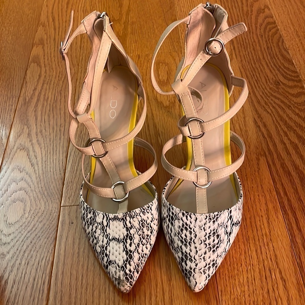Aldo Snakeskin heels - Picture 1 of 4
